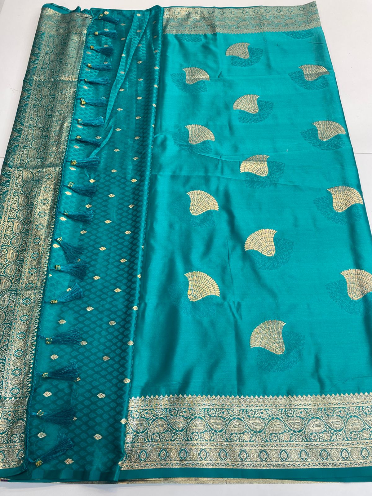 Semi Silk Butta Saree(3170C)
