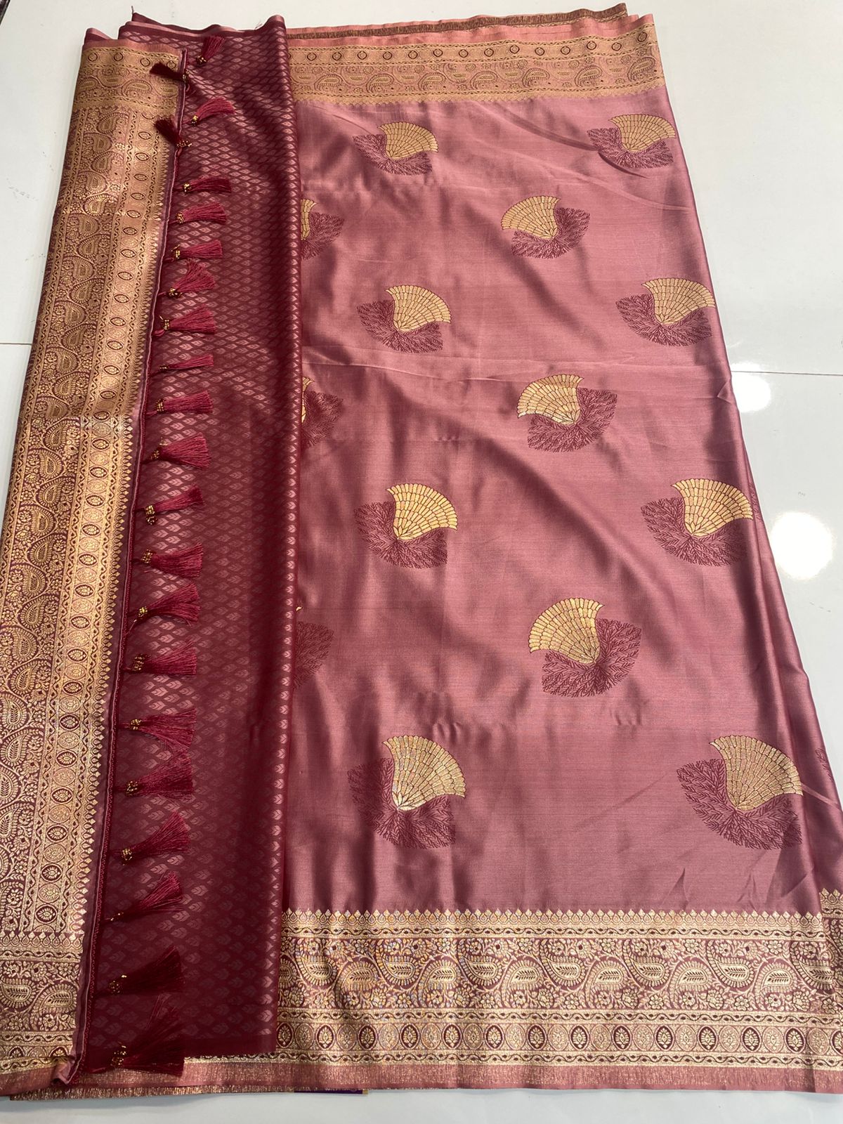 Semi Silk Butta Saree(3170C)