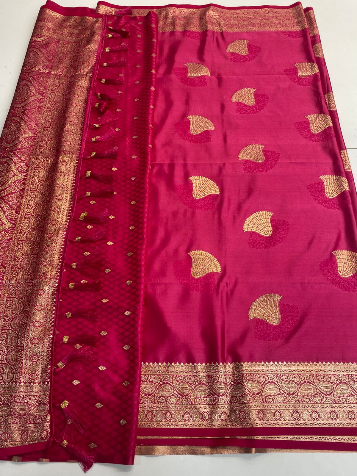 Semi Silk Butta Saree(3170C)