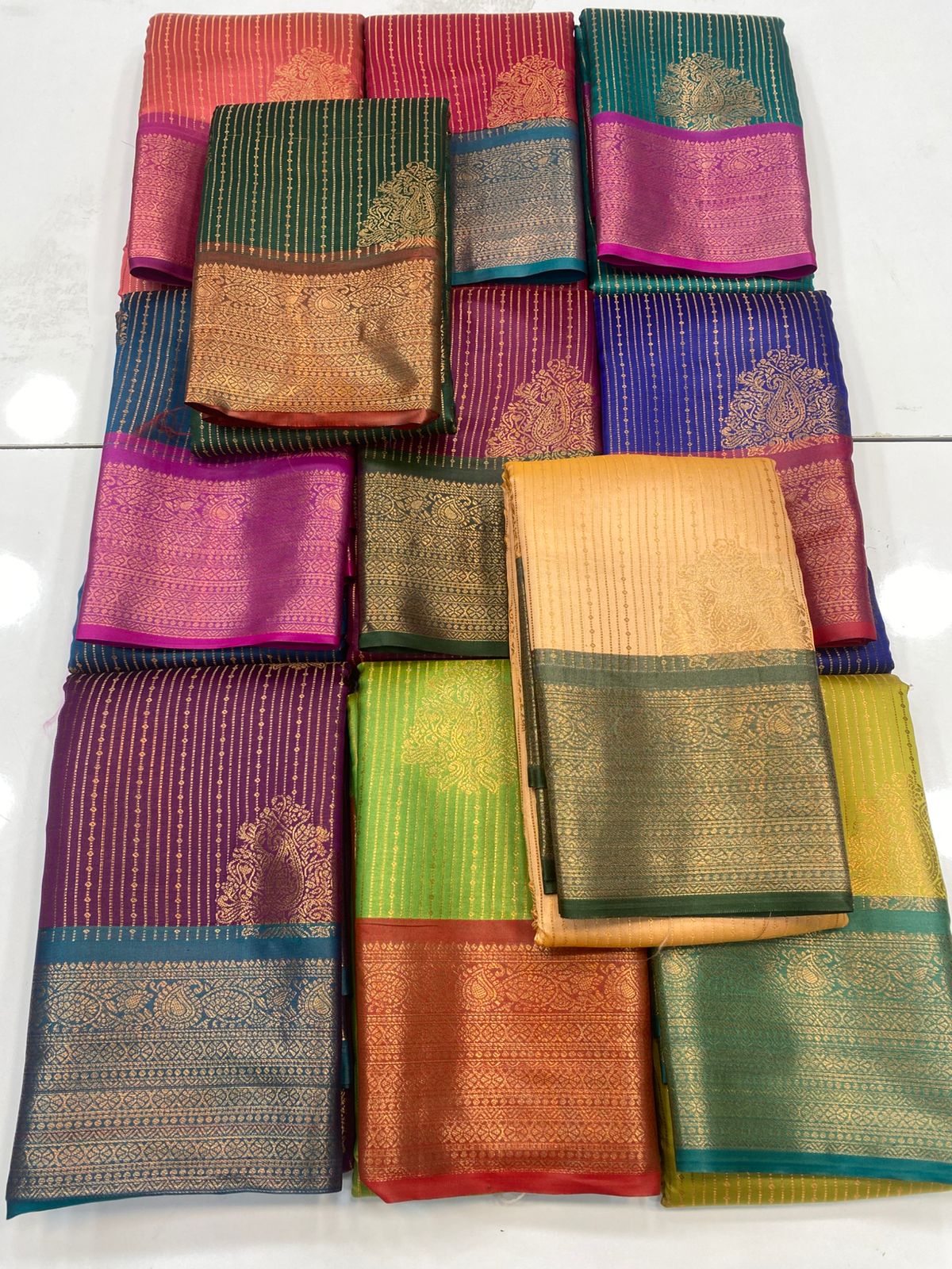 Semi Silk Broket Saree(3194B)