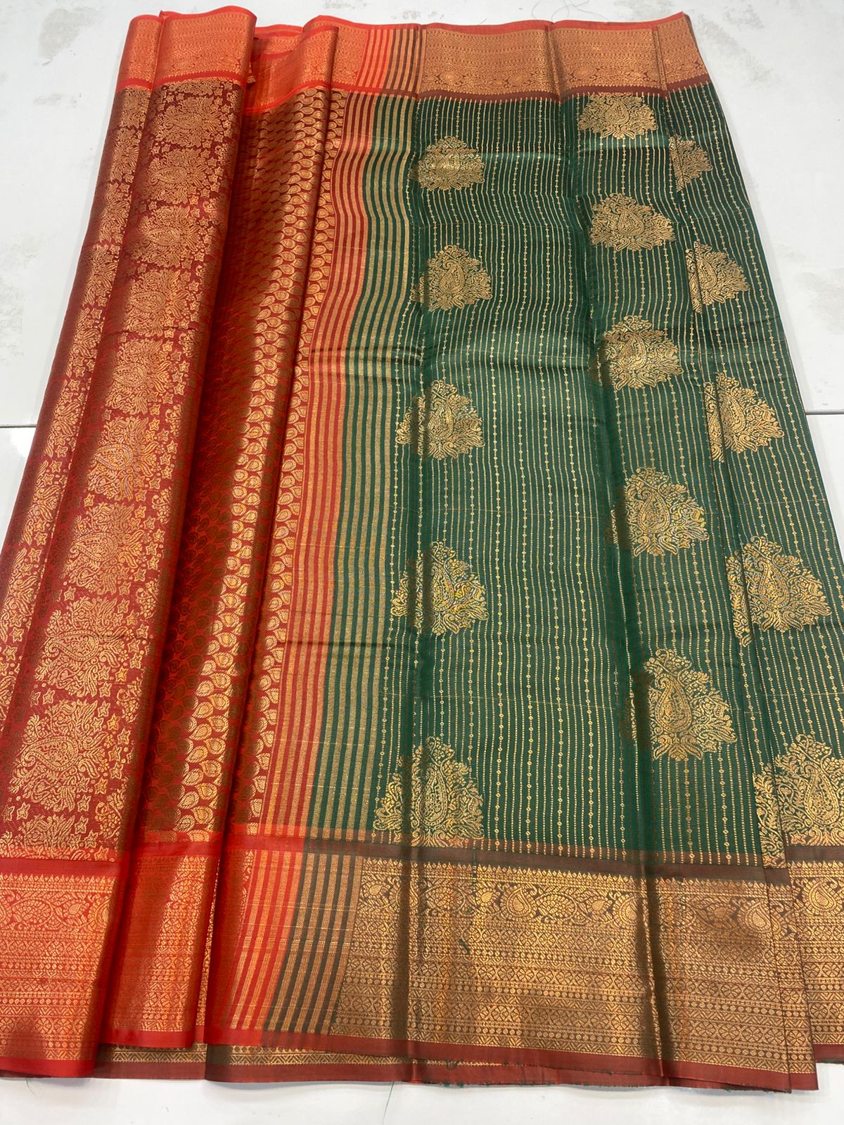 Semi Silk Broket Saree(3194B)