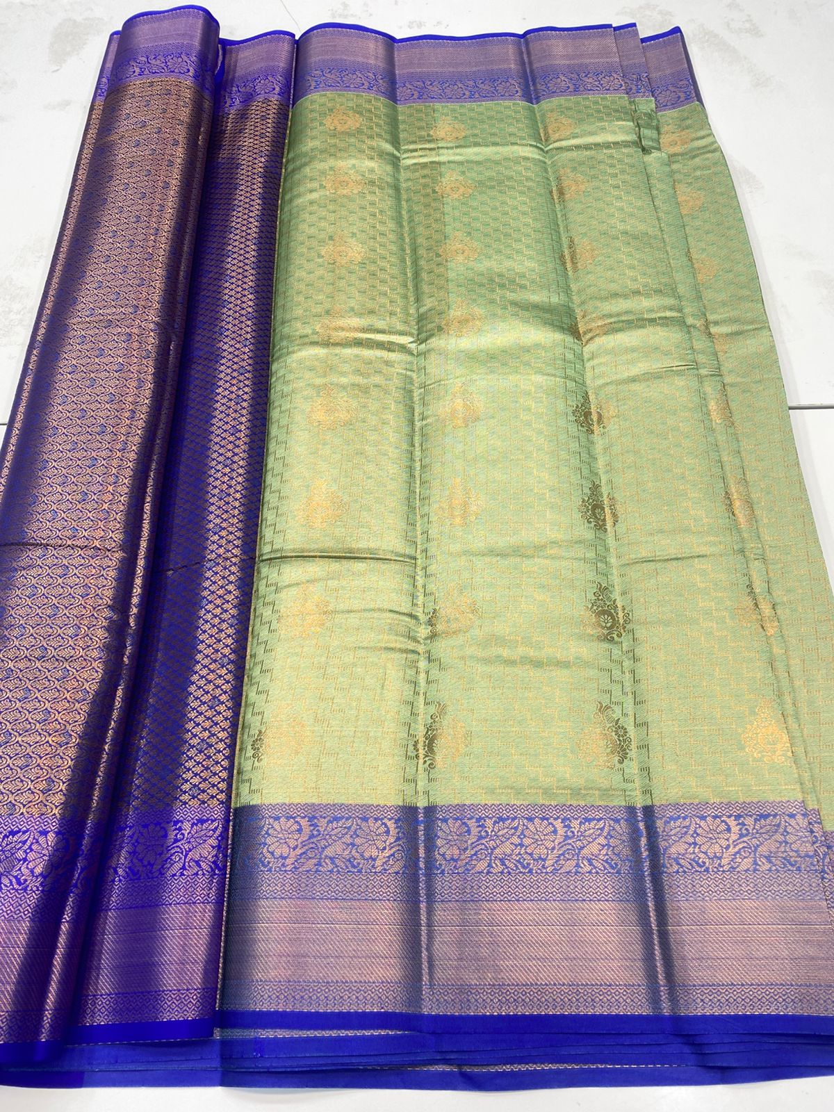 Semi Silk Broket Saree(3194C)