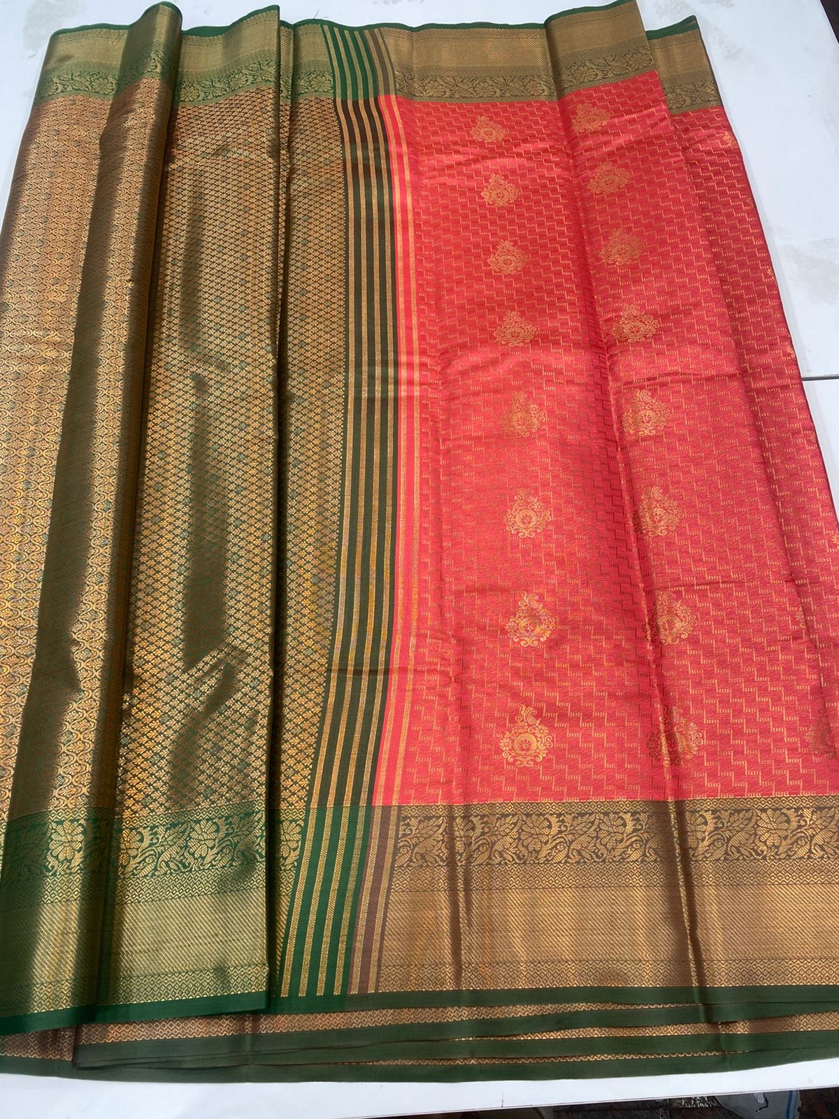 Semi Silk Broket Saree(3194C)