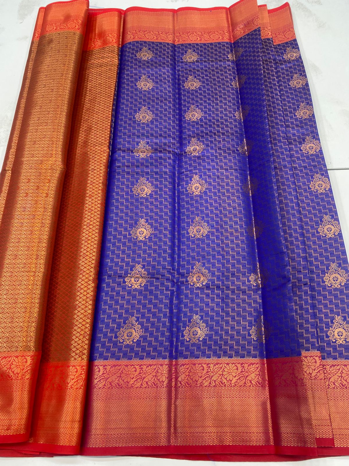 Semi Silk Broket Saree(3194C)