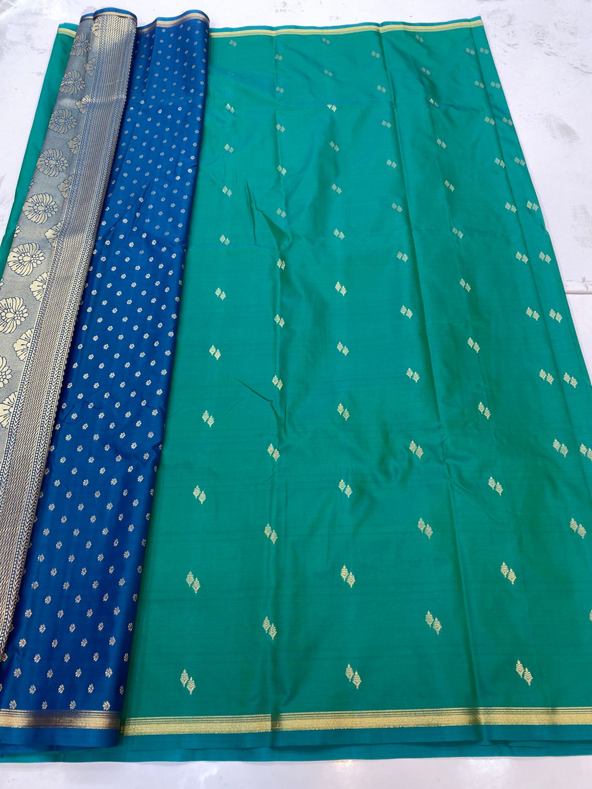 Semi Silk Butta Saree(3206)