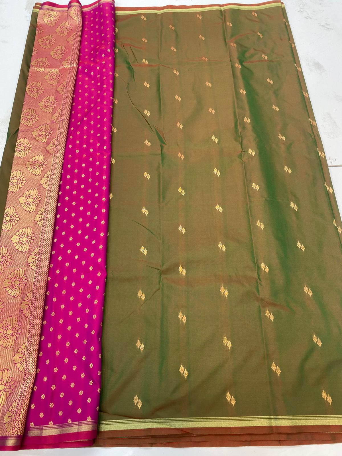 Semi Silk Butta Saree(3206)