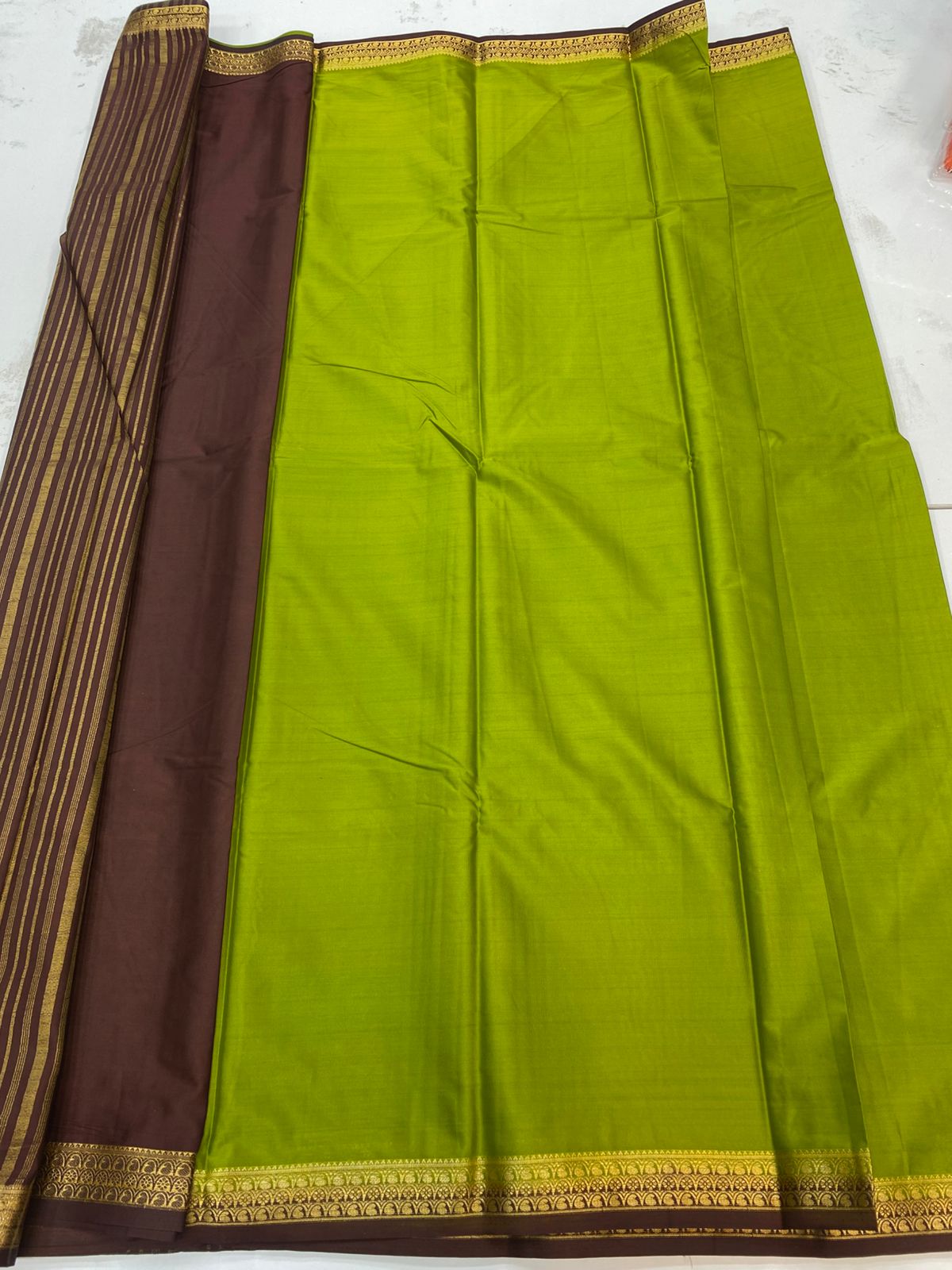 Mysore Crepe Zari Border Saree(3202)
