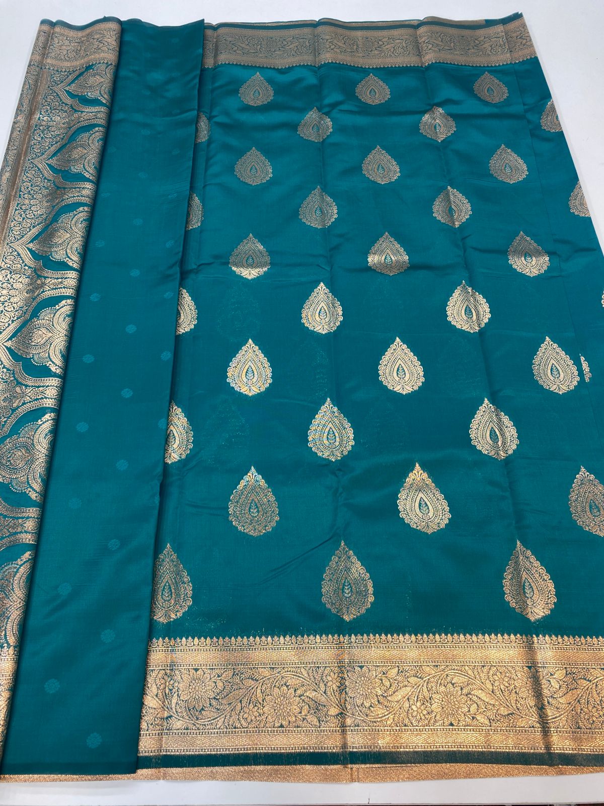 Semi Silk Butta Saree(3211A)