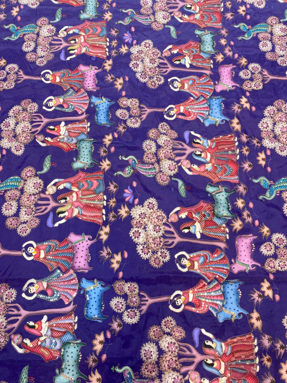 Natural Crepe Position Printed Embroidery Blouse(3217D)