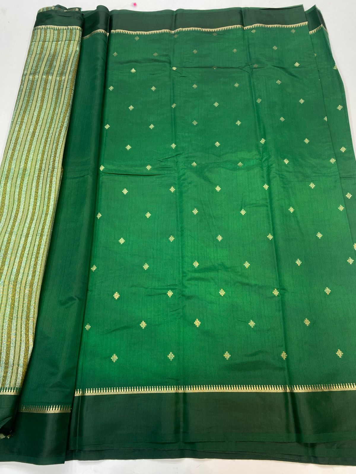 Mysore Crepe Butta Saree(3212)