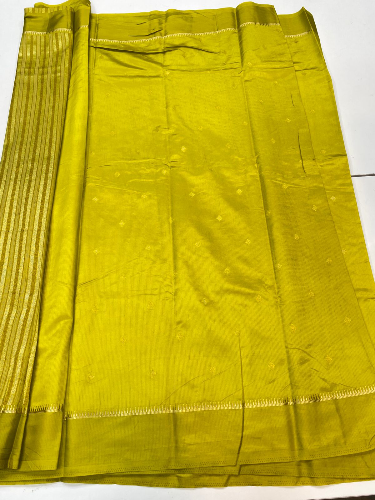Mysore Crepe Butta Saree(3212)