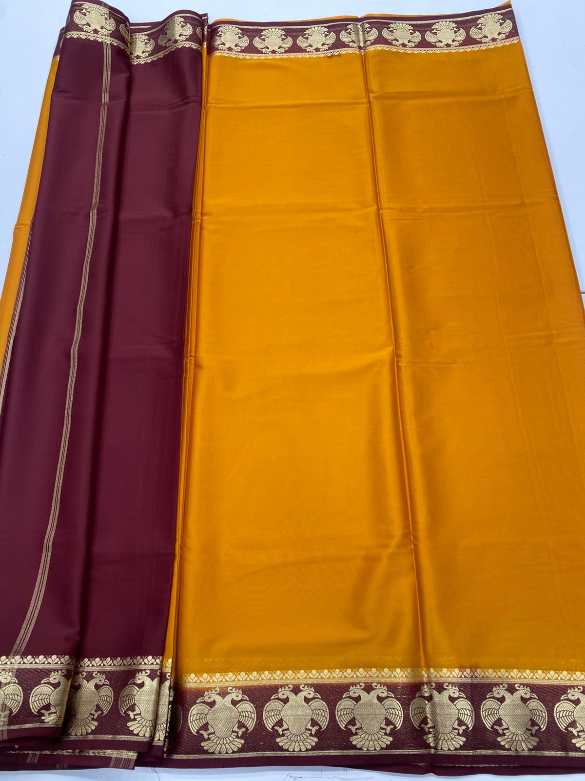 Mysore Crepe Gandabherunda Border Saree(3229B)