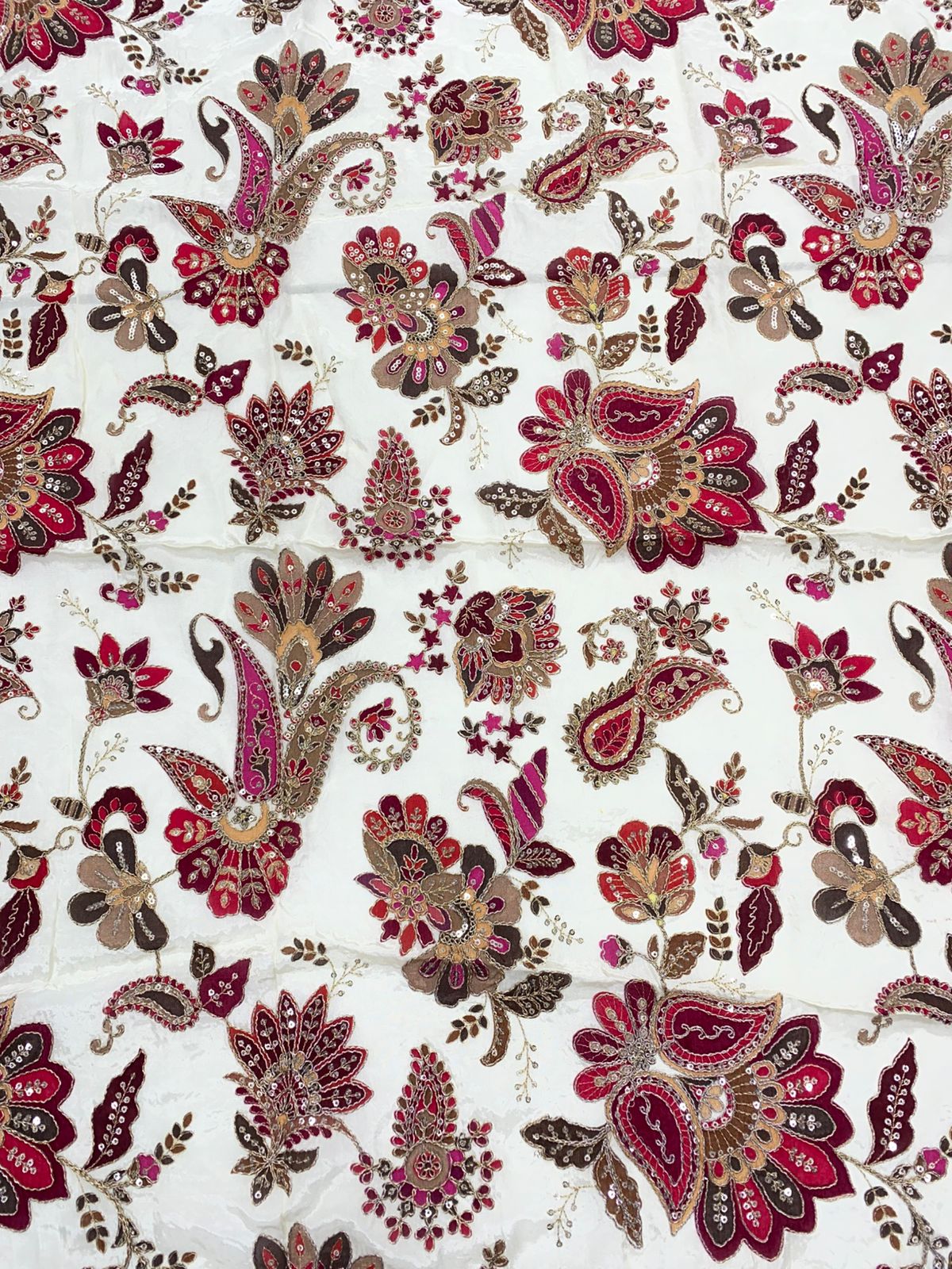 Natural Crepe Position Printed Embroidery Blouse ( 3216G-R50 )
