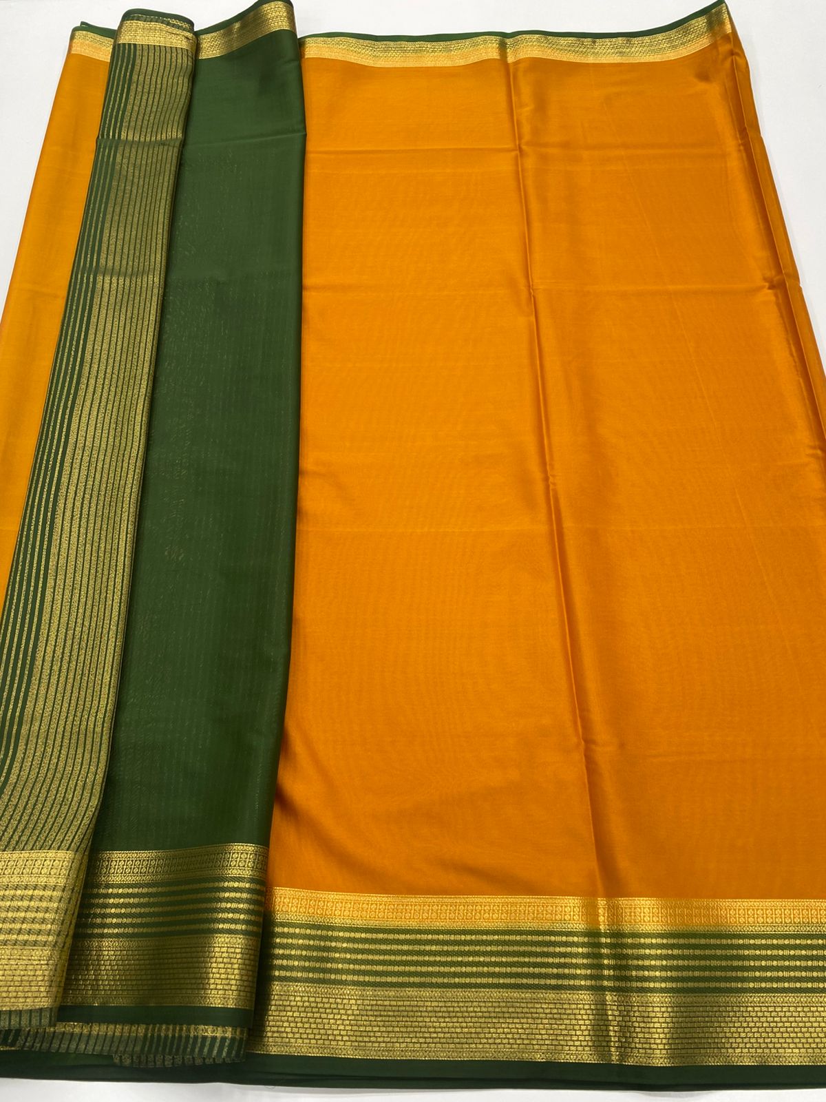 Mysore Crepe Zari Border Saree(3233A)