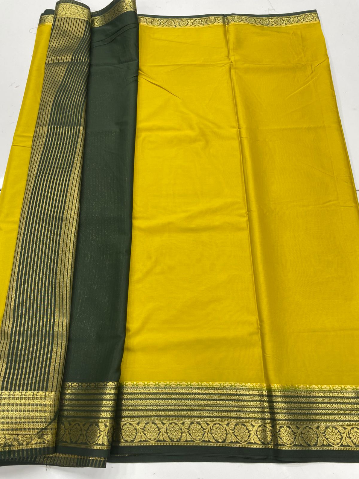 Mysore Crepe Zari Border Saree(3233B)