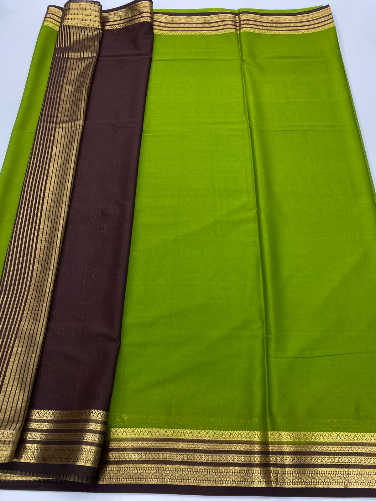 Mysore Crepe Zari Border Saree(3233C)