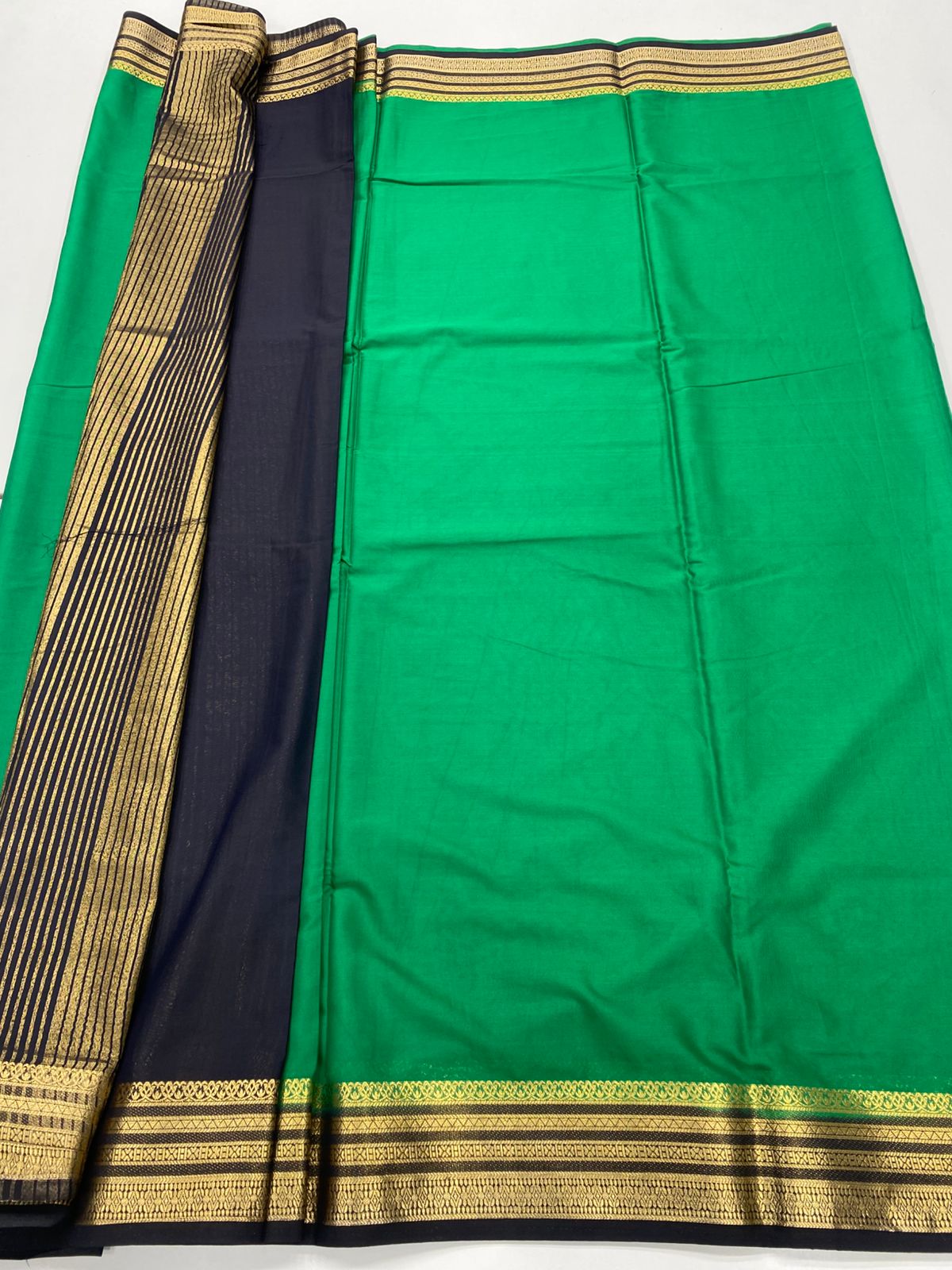Mysore Crepe Zari Border Saree(3233C)