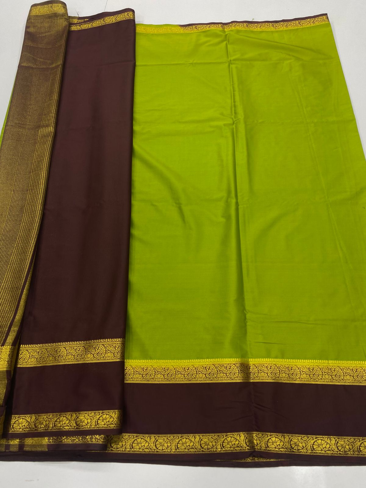 Mysore Crepe Zari Border Saree(3233G)