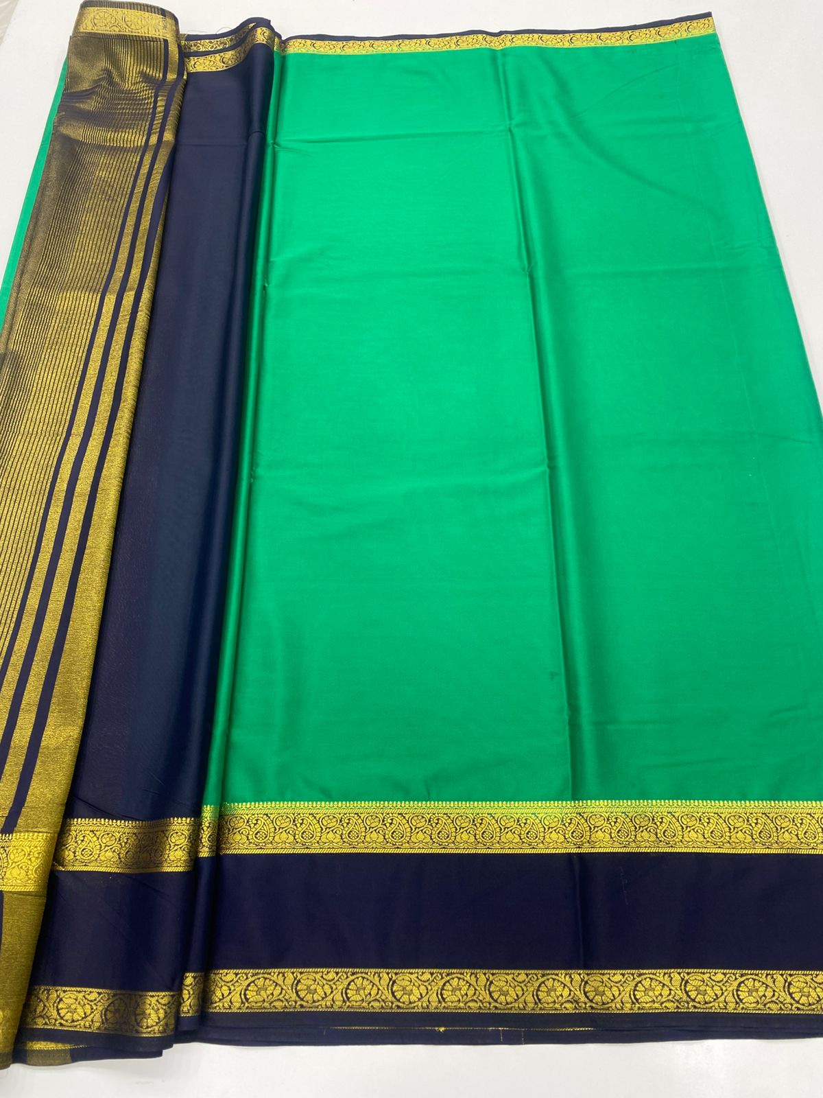Mysore Crepe Zari Border Saree(3233G)