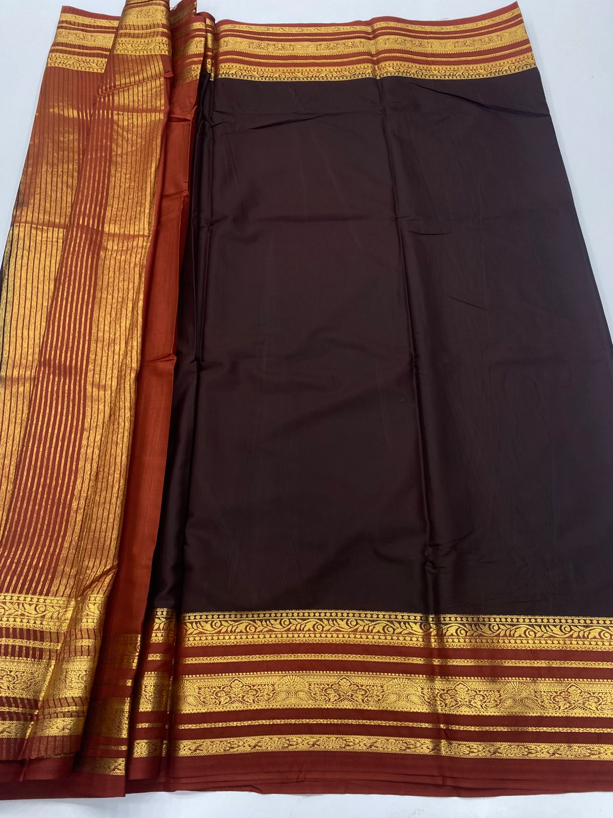 Mysore Crepe Zari Border Saree(3233F)