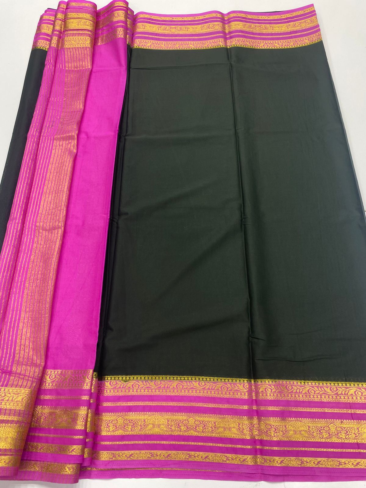 Mysore Crepe Zari Border Saree(3233F)