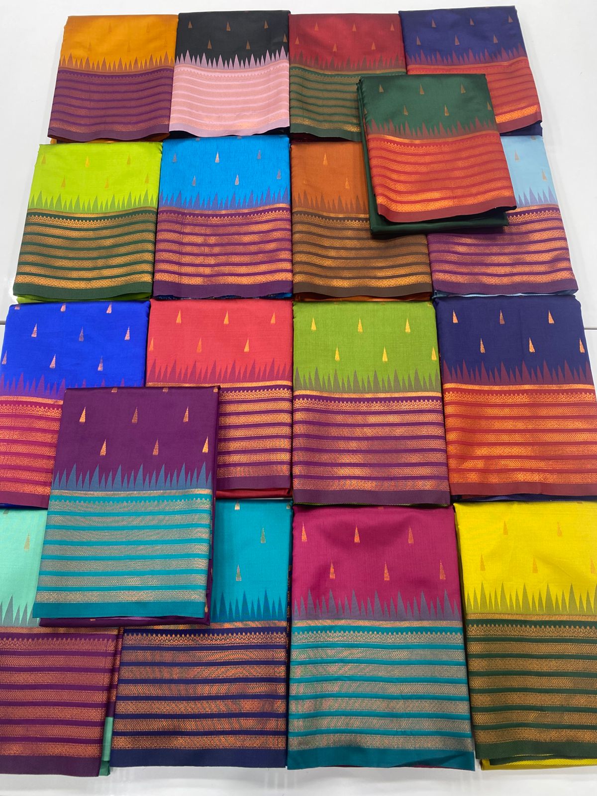 Semi Silk Butta Saree(3237)