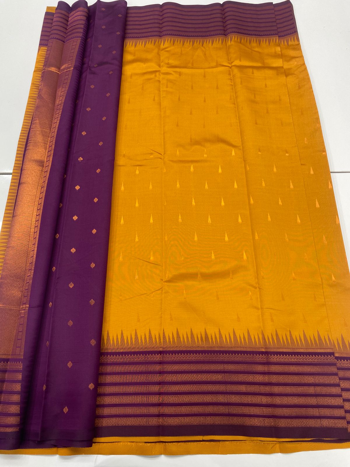 Semi Silk Butta Saree(3237)