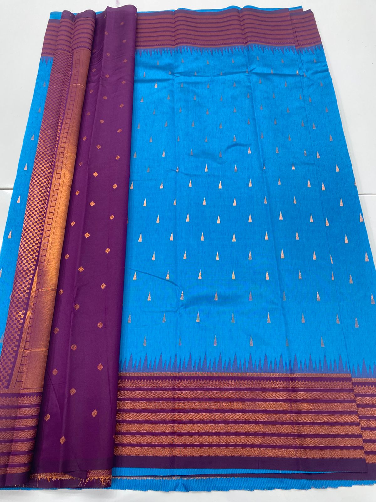 Semi Silk Butta Saree(3237)