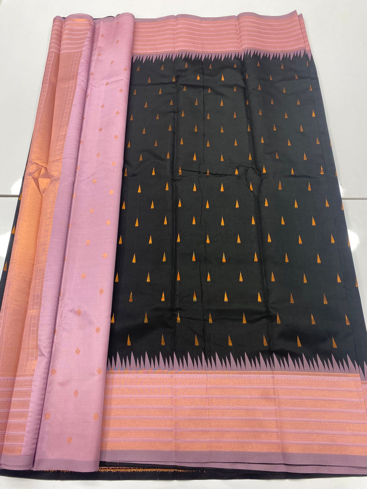 Semi Silk Butta Saree(3237)