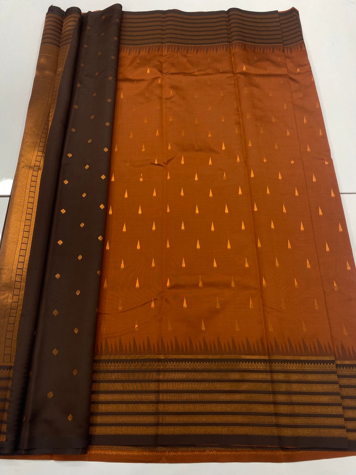 Semi Silk Butta Saree(3237)