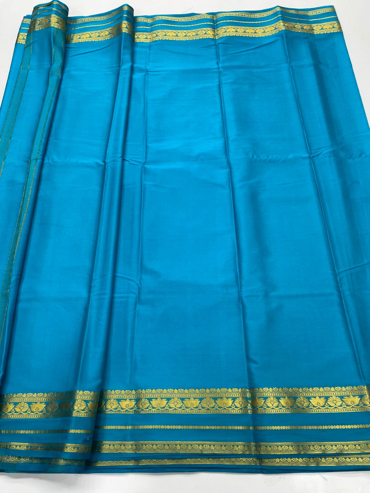 Mysore Crepe Self Lotus Border Saree(3238)