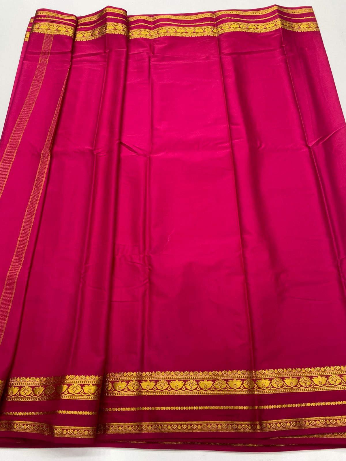 Mysore Crepe Self Lotus Border Saree(3238)
