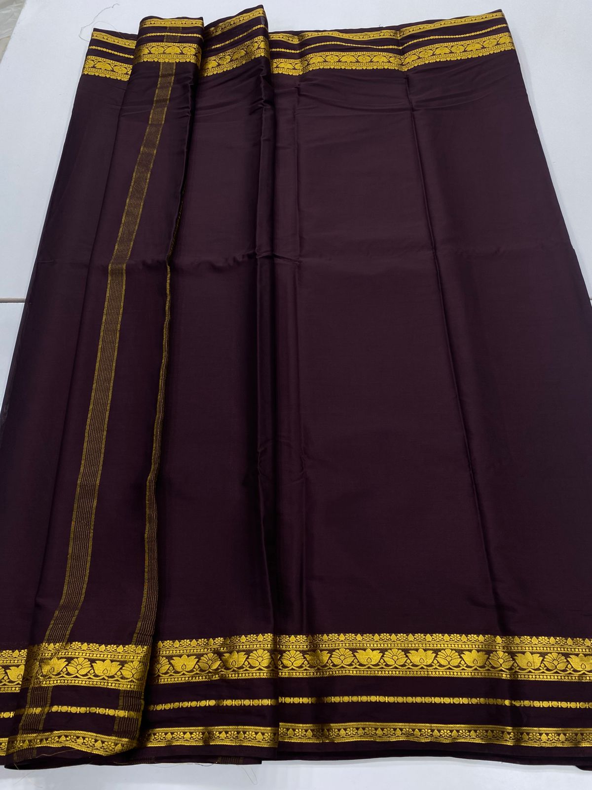 Mysore Crepe Self Lotus Border Saree(3238)