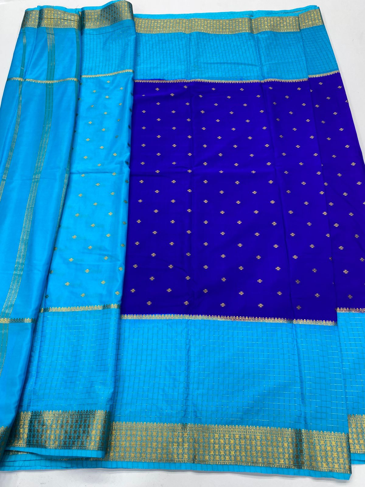 Mysore Crepe Butta Saree(3240)