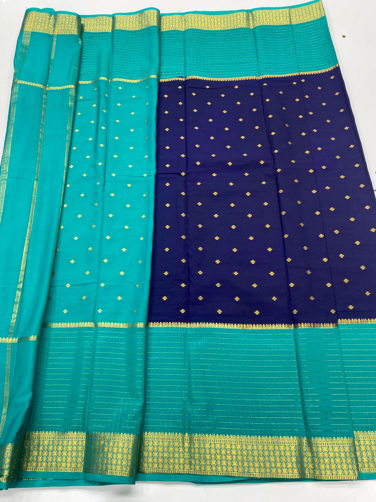 Mysore Crepe Butta Saree(3240)