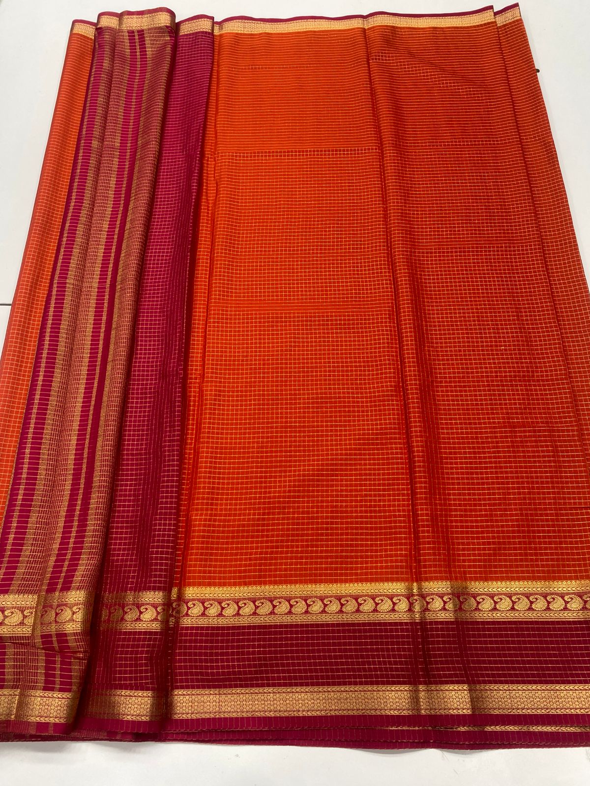 Crepe Georgette Checks Saree(3250)