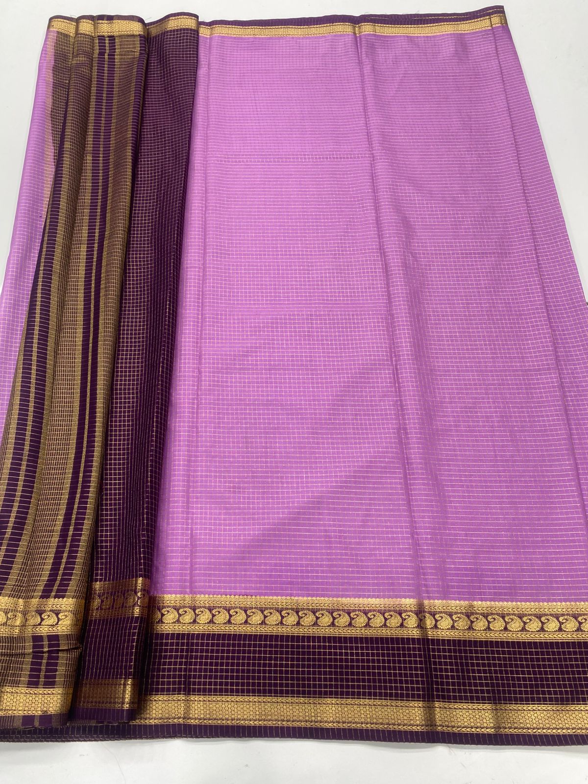 Crepe Georgette Checks Saree(3250)
