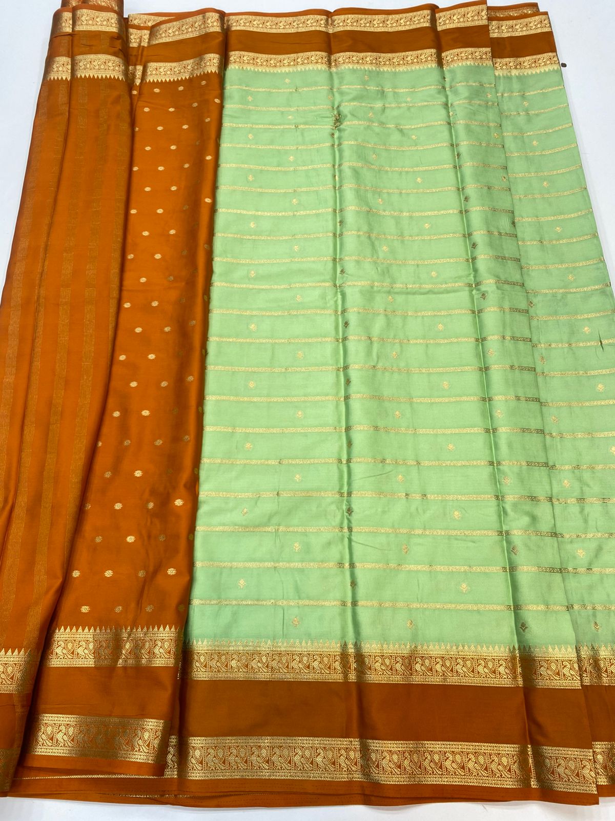 Mysore Crepe Butta Saree(3245)