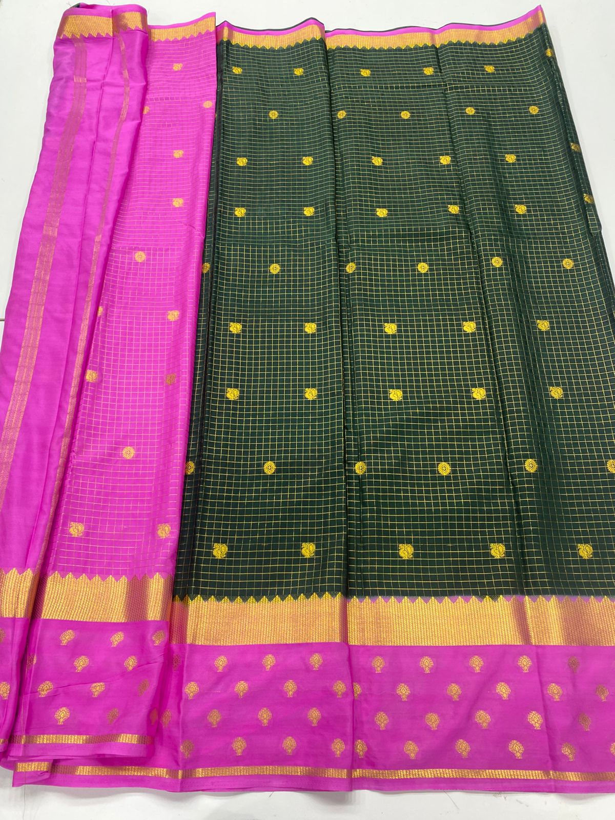 Mysore Crepe Butta Saree(3261)