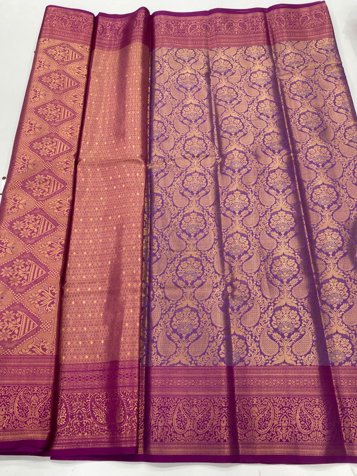 Semi Silk Broket Saree(3252A)