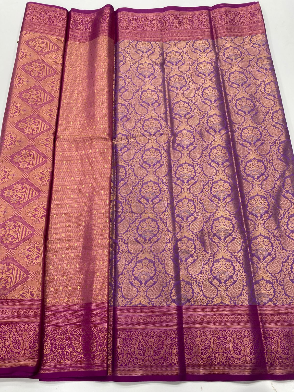 Semi Silk Broket Saree(3252A)