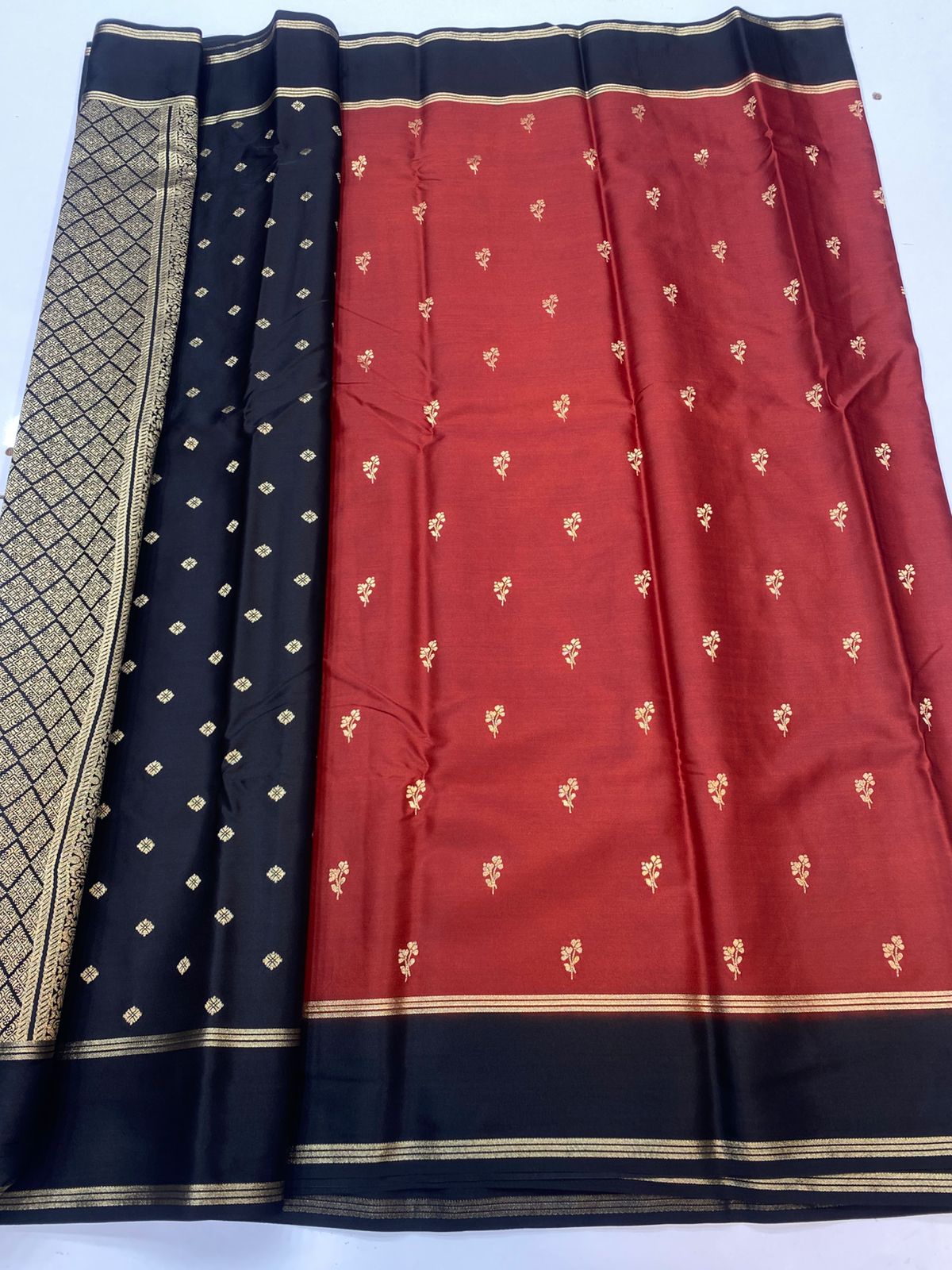 Semi Silk Butta Saree(3268)