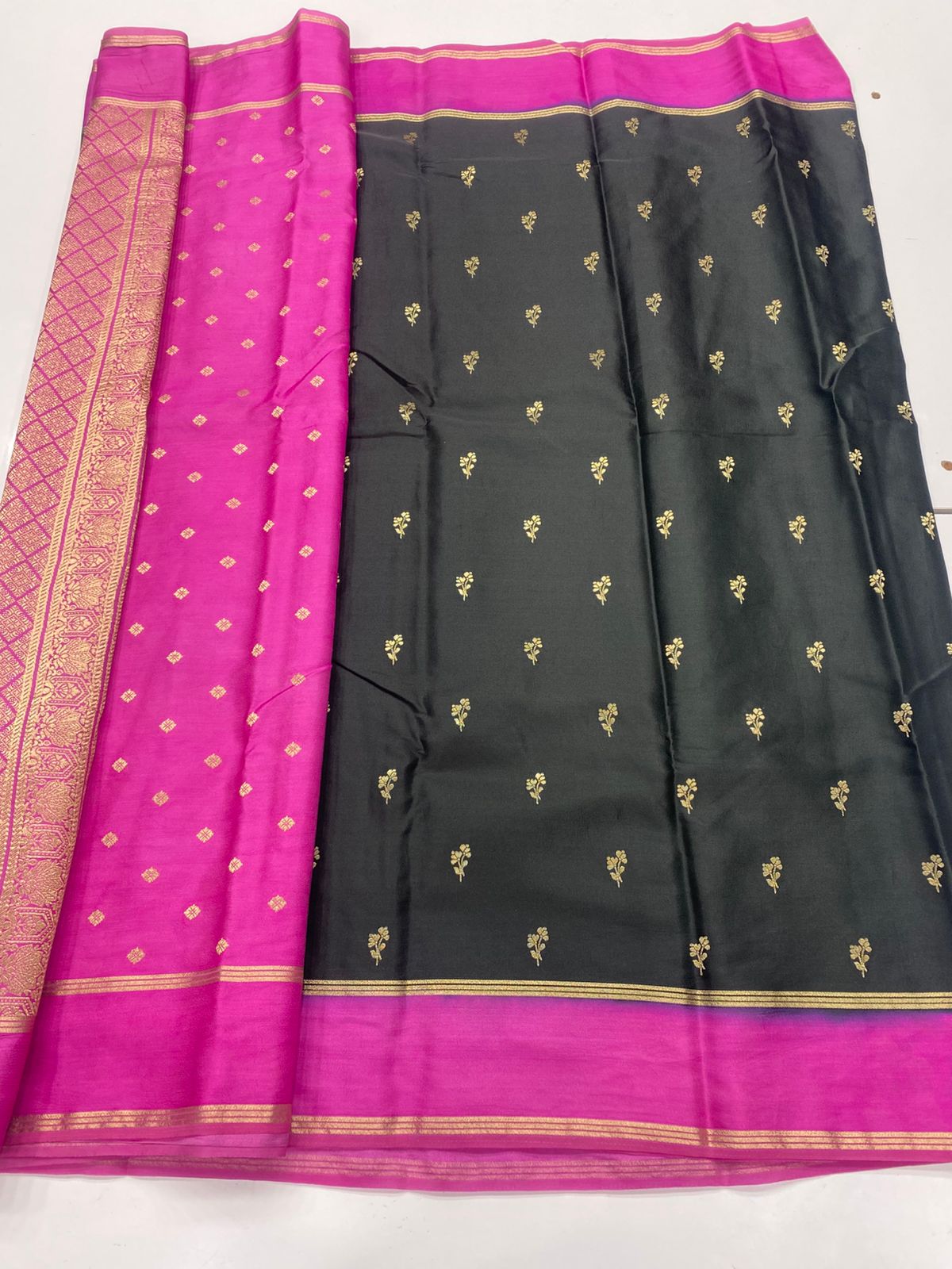 Semi Silk Butta Saree(3268)