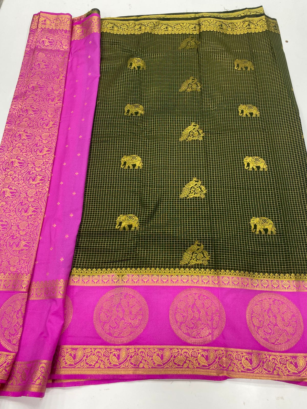 Mysore Crepe Butta Saree(3264)