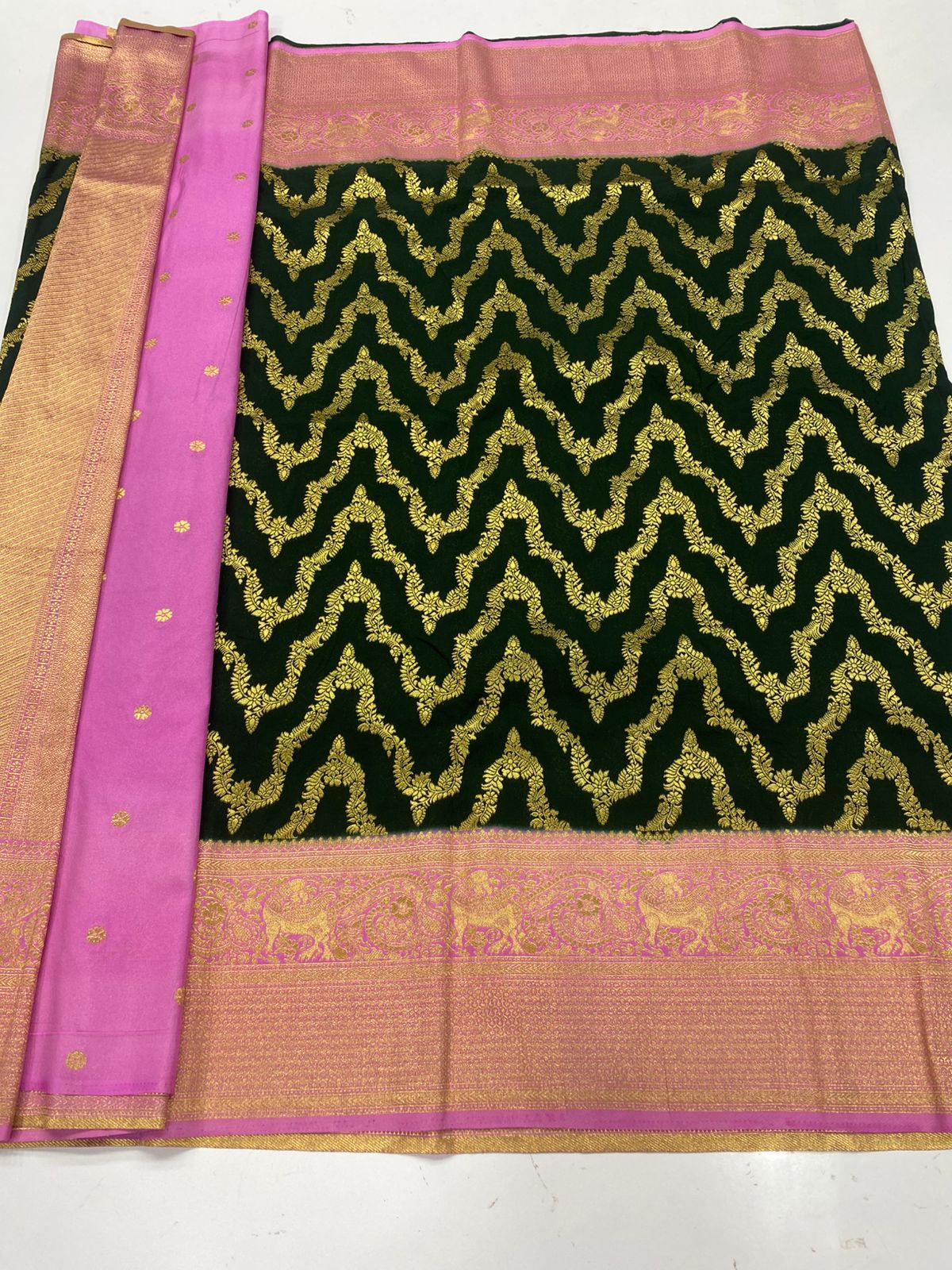 Georgette fancy Waves Saree(3253A)