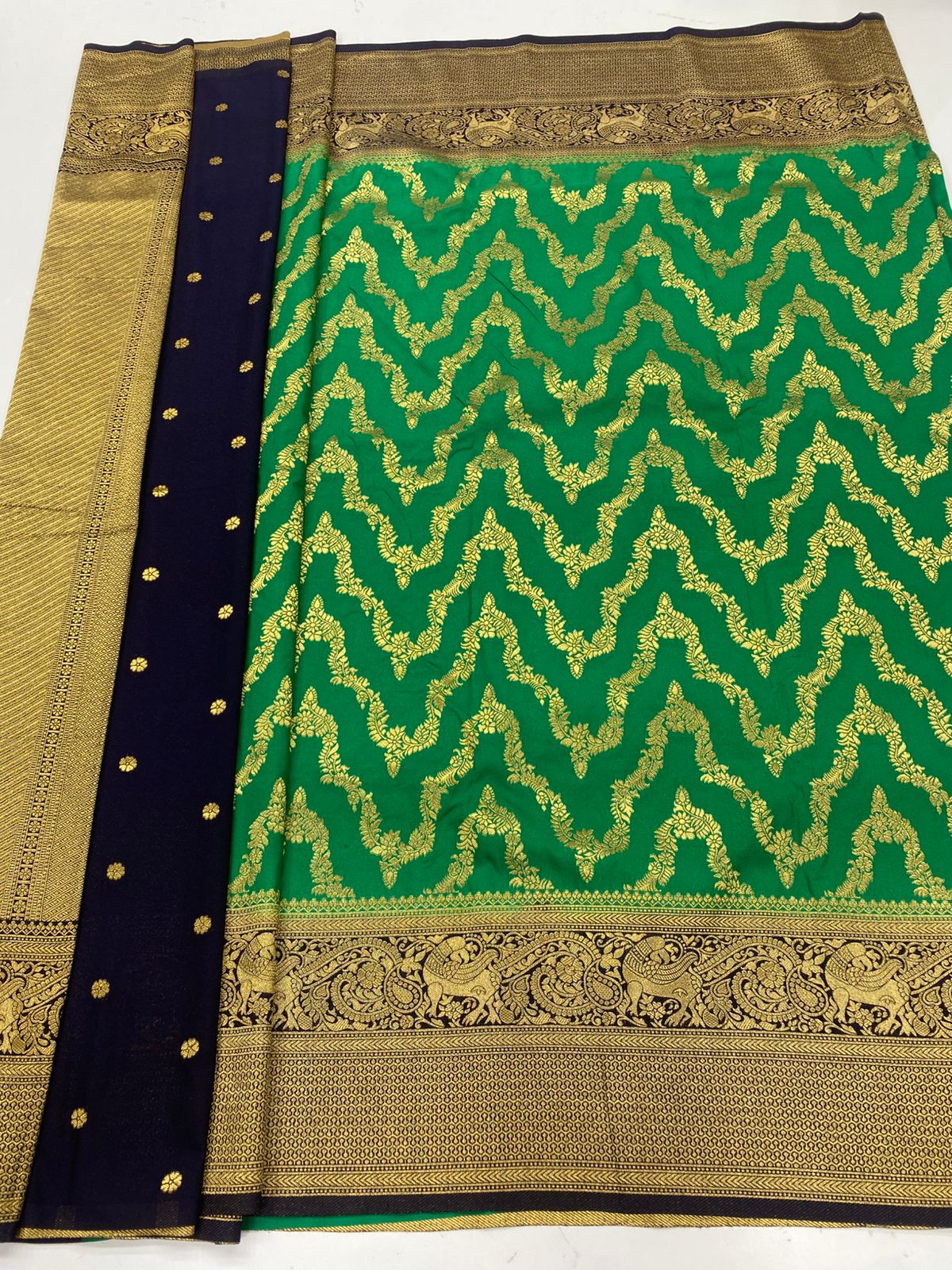 Georgette fancy Waves Saree(3253A)