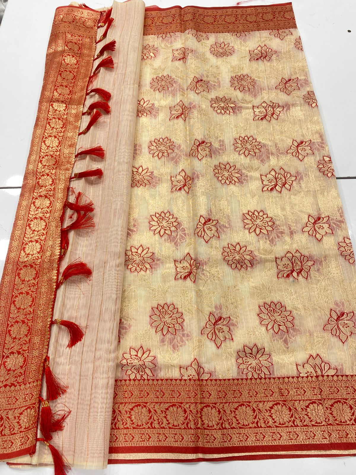 Soft Georgette Fancy Saree(3255)