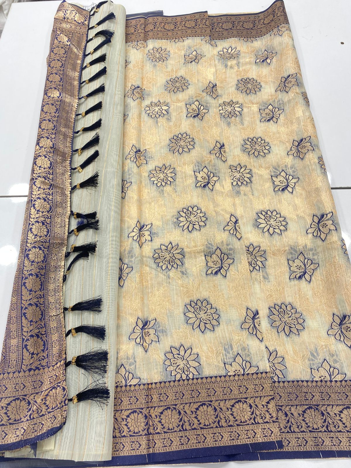Soft Georgette Fancy Saree(3255)