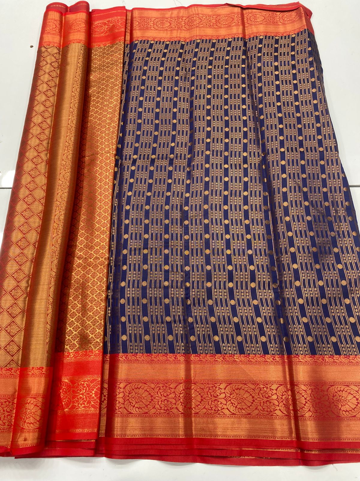 Semi Silk Broket Saree(3252C)