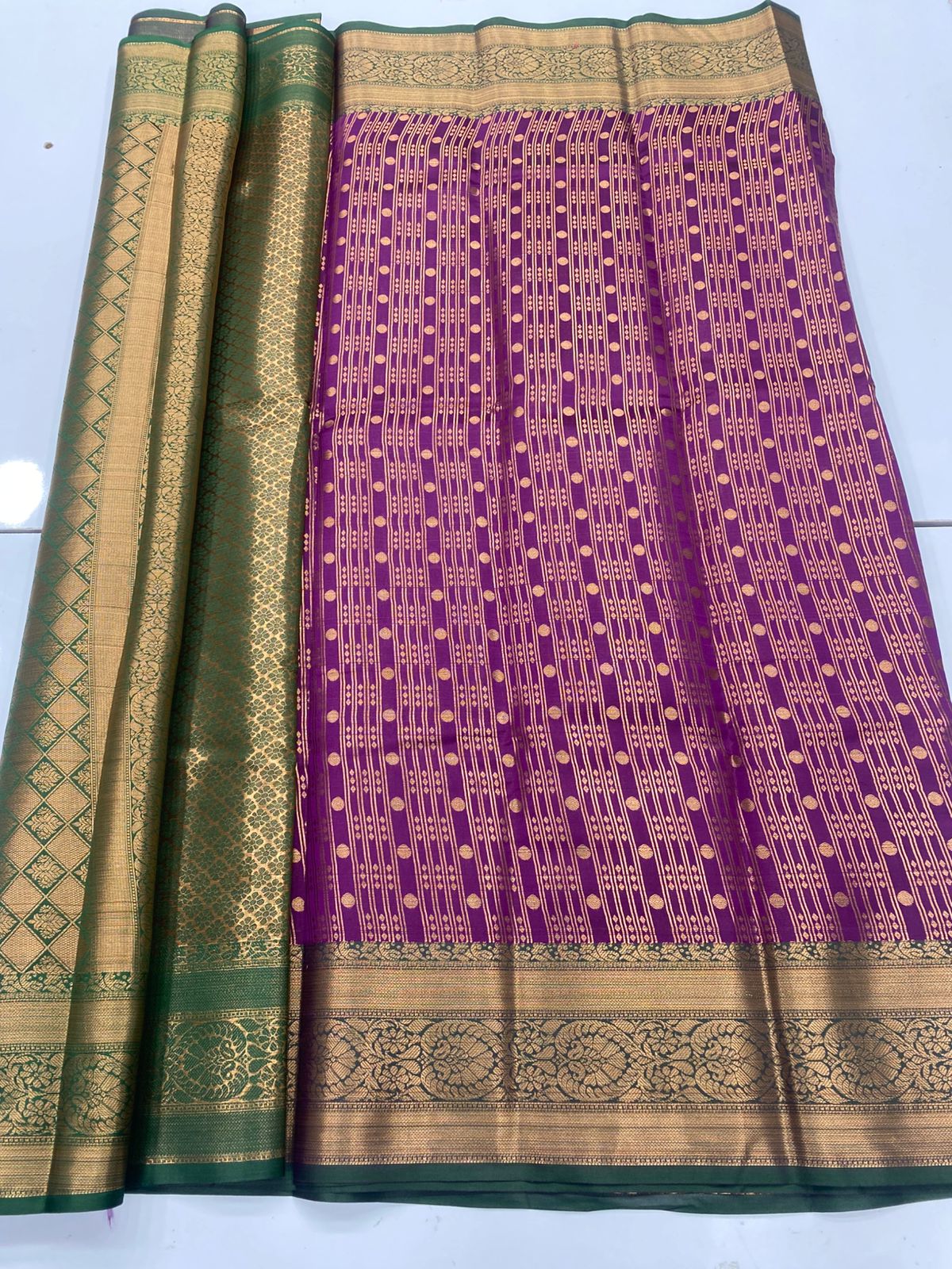 Semi Silk Broket Saree(3252C)